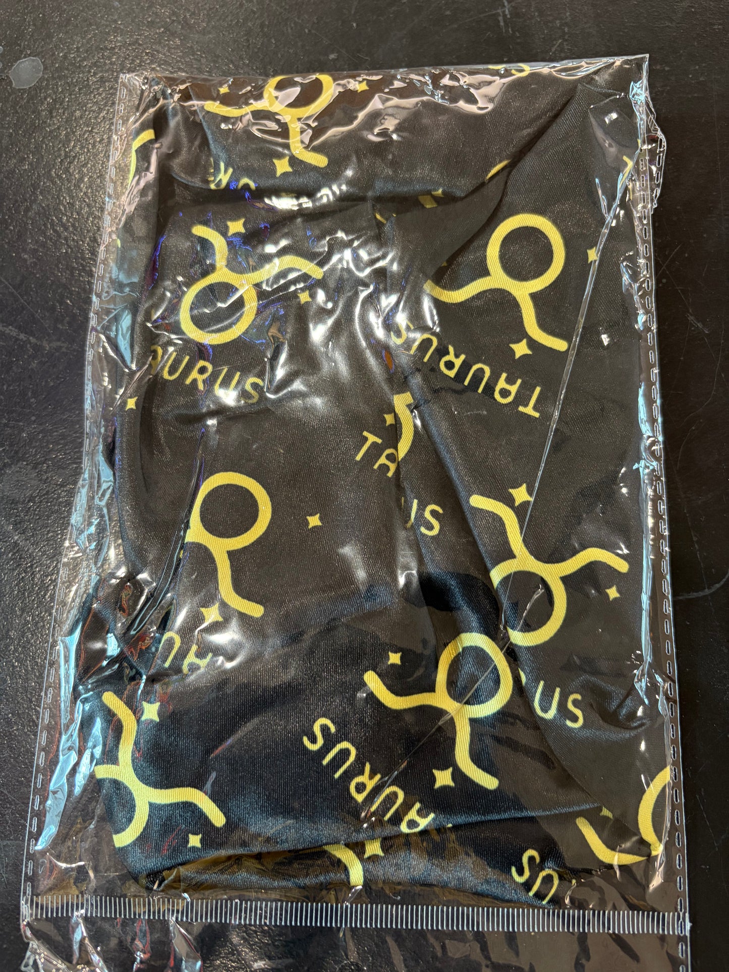 ZODIAC BONNETS ( Yellow & Black )