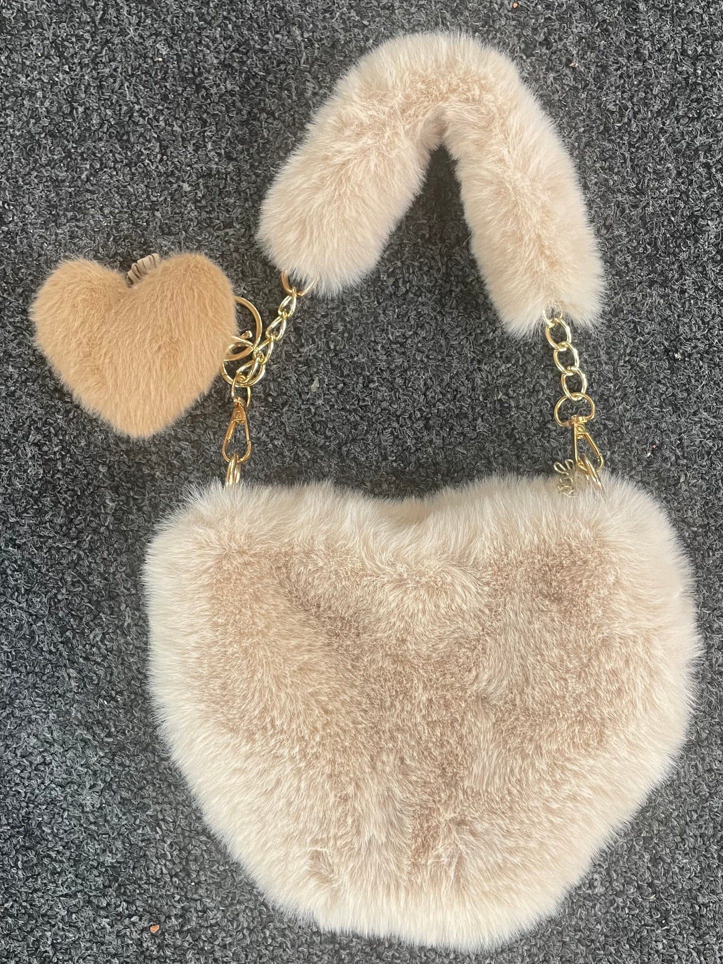 Heart ( Plush ) Purse