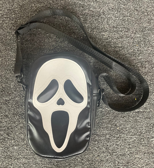 Scream Pouch